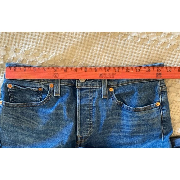 Levi Strauss Women’s Jeans Button Fly  W31 L28 Wedgie Straight “Butt Lift” - Picture 11 of 12